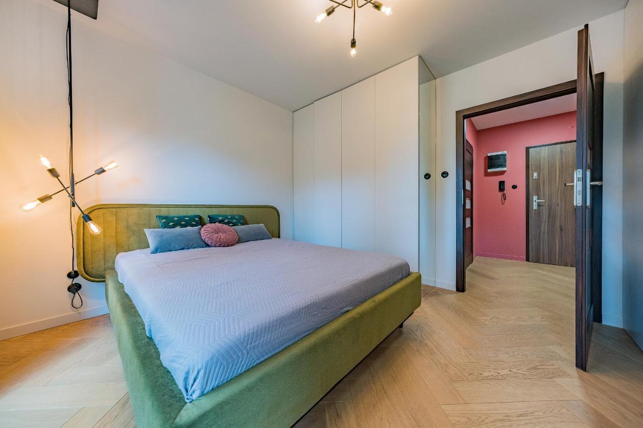Hello Apartments Chmielna With Private Parking And Balcony Гданск Екстериор снимка